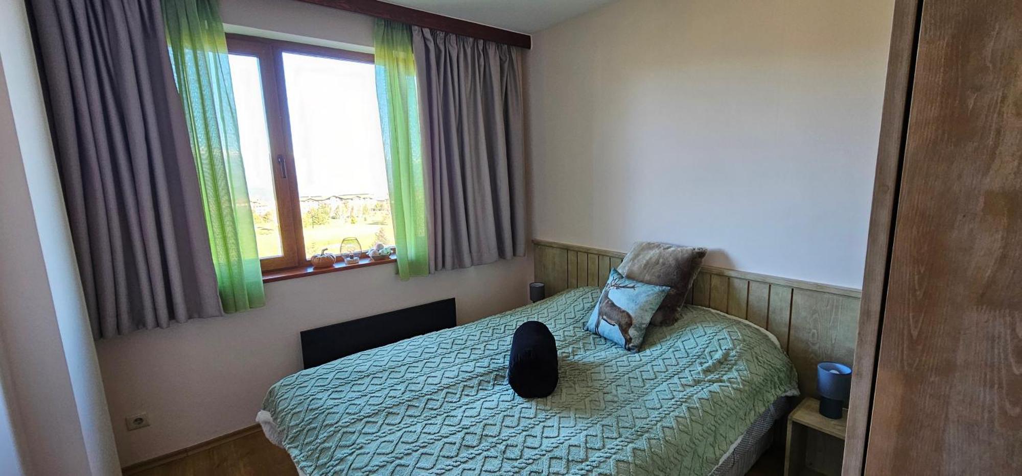 Green Peaks Suite In Pirin Golf & County Club Razlog Rum bild